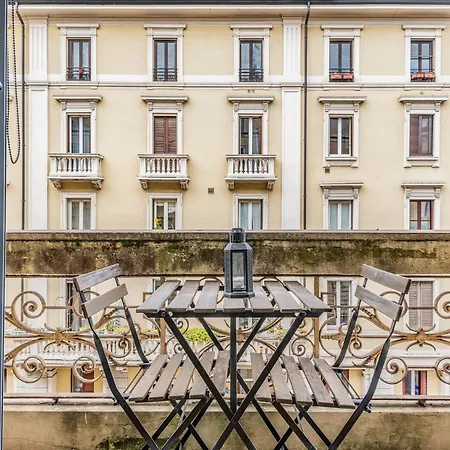 아파트 Porta Venezia 2 Pax Wi-fi 밀라노